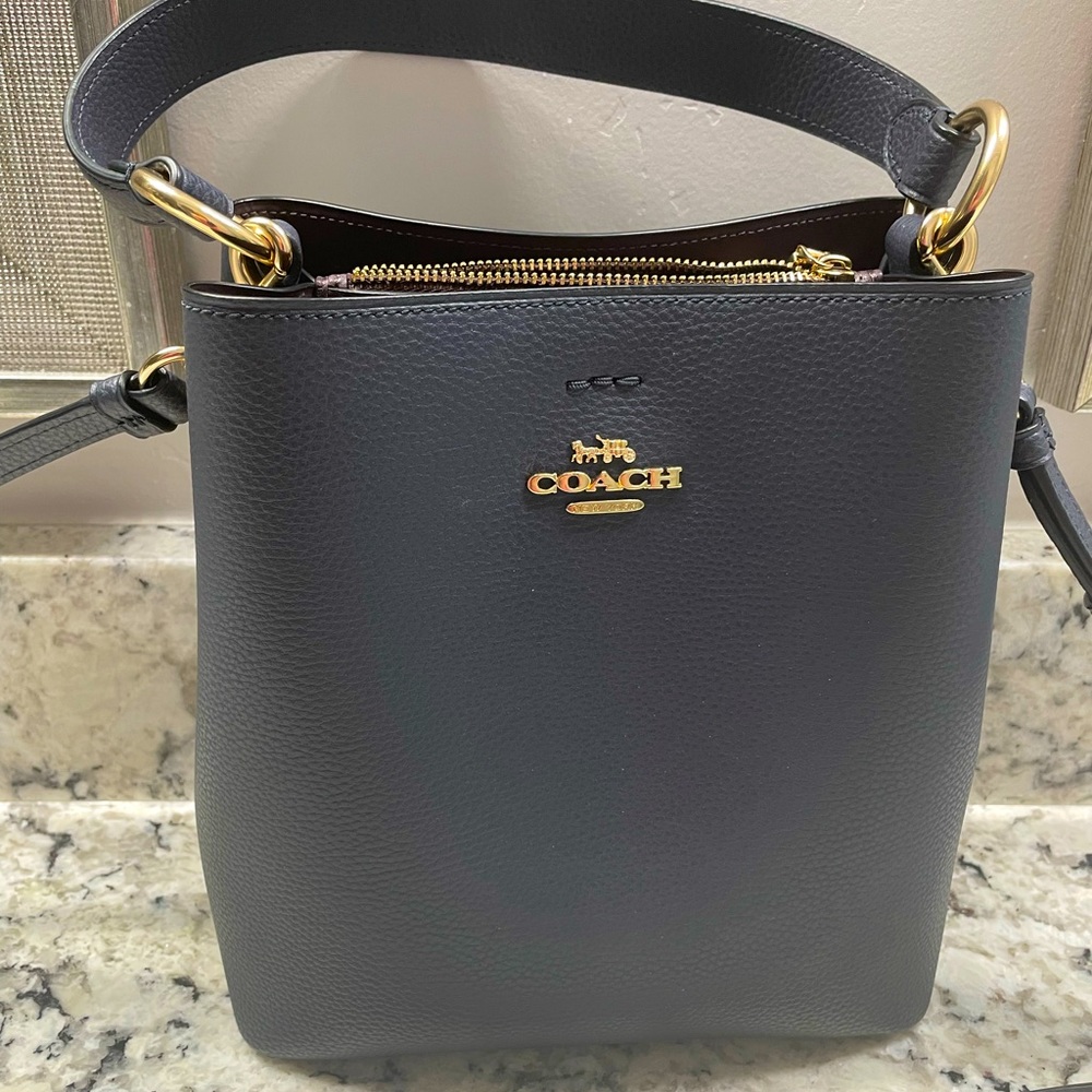 Coach Small Town Bucket